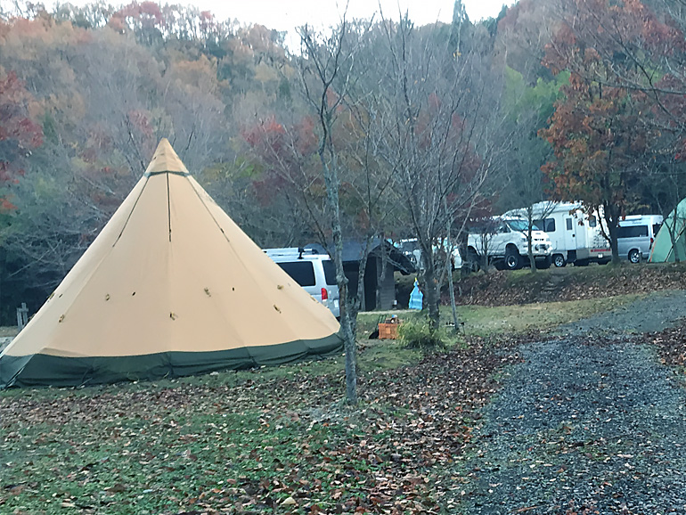 秋冬キャンプの夜露 結露対策はやはりポリコットンテント キャンプは楽しい